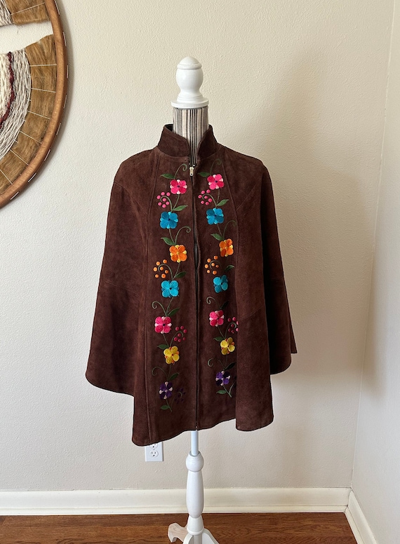 Vintage Queen Of The Capes 70s Suede Embroidered H