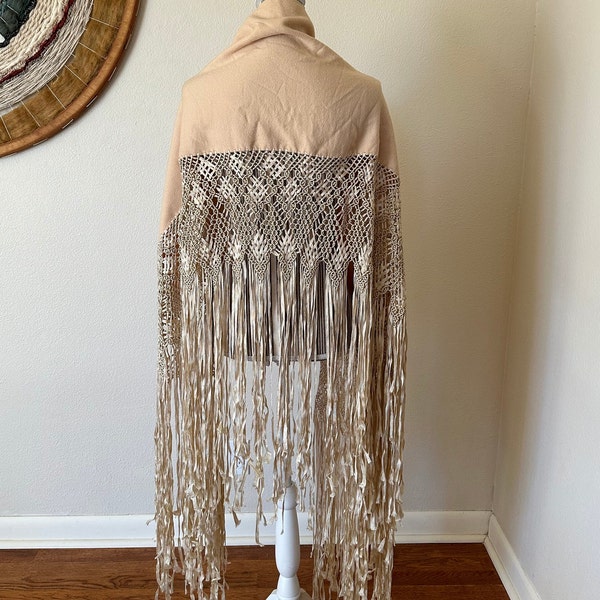 macrame shawl
