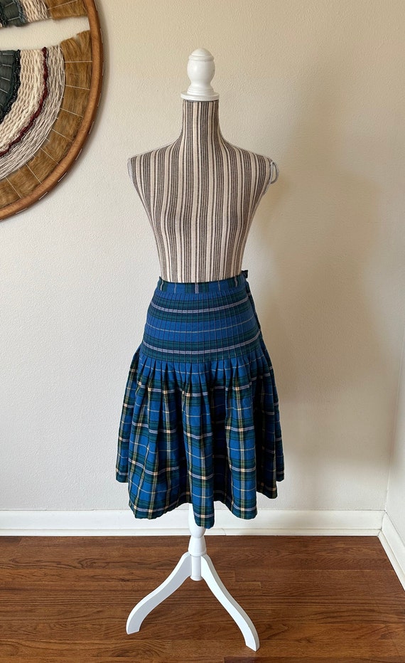 Highland Queen Skirt Midi Pleated Kilt Vintage Woo