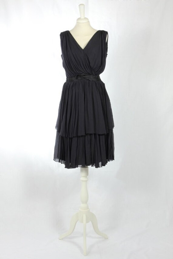 1980s Vintage pleated dress