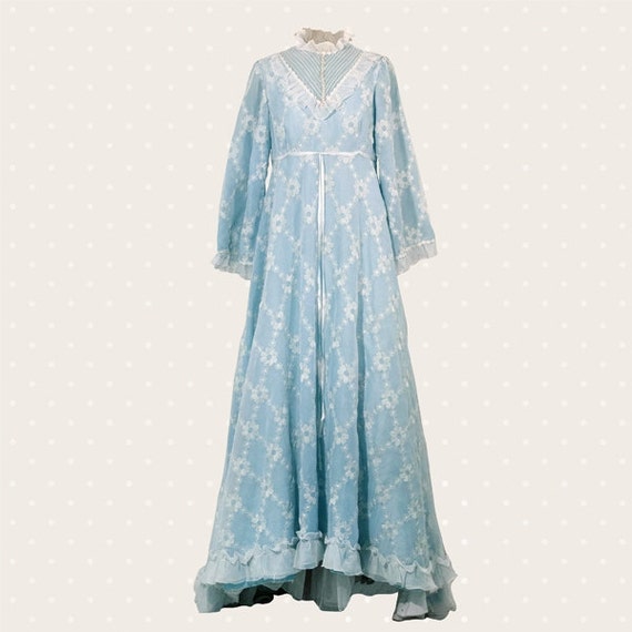 1970s Vintage wedding dress