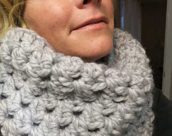 Grey Goose Chunky Cowl Crochet Pattern - PDF Pattern - Cowl Crochet Pattern
