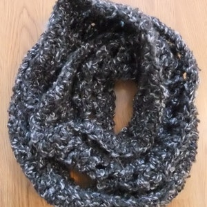 Ooh So Cozy Infinity Scarf Crochet Pattern - Cowl Crochet Pattern - Infinity Scarf Crochet Pattern