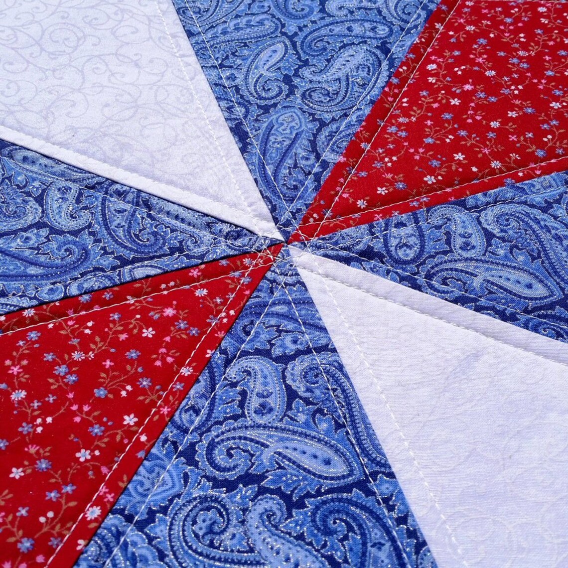 Red White and Blue Patriotic Table Topper: Quilted 4th of July Table ...