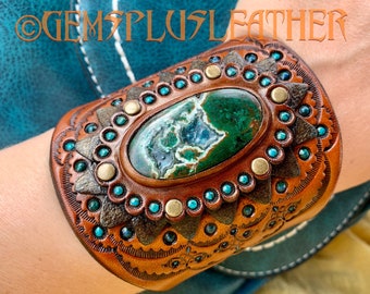 Hand tooled and hand painted leather cuff bracelet with chrysocolla - Stylish artisan jewelry by Gemsplusleather