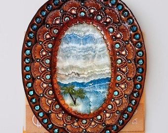 Hand-Tooled Leather Concho Money Clip: Hand-Painted Scheelite, Boho Style