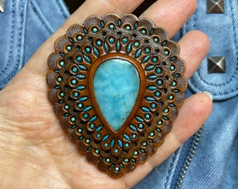 Hand tooled leather concho with smithsonite - Natural gemstone accessory - Gemstone for a bag - Bag accessory - Bag maker’s supply