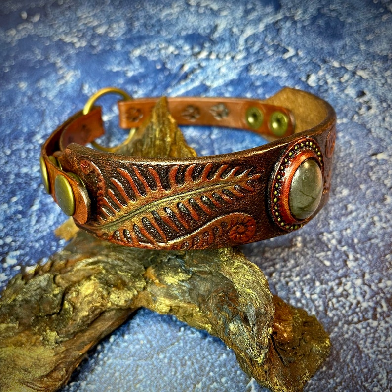 Hand tooled leather dog collar with labradorite and red fern Stylish artisan pet accessories by Gemsplusleather image 6