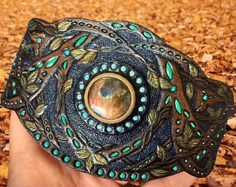 Hand Tooled Leather Labradorite Bracelet: Elven Vine Cuff