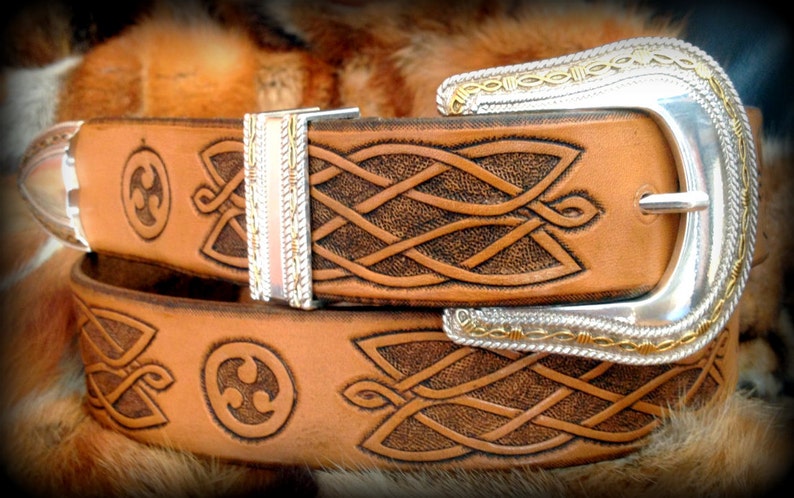 Hand tooled leather belt with Celtic ornament Hand carved leather gift for him Exclusive gift for ages image 2