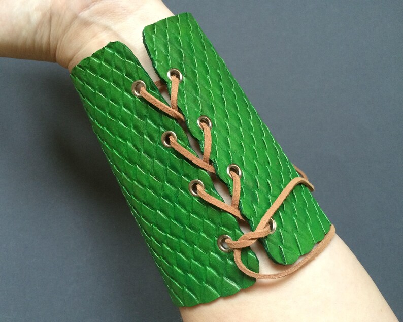 Hand Tooled Leather Cuff Bracelet / Bracer Ala Snake Skin Etsy