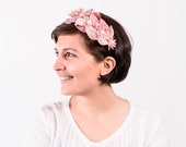 Diadema de flores rosas, diadema de flores para invitada de boda, corona de flores para novia, tocado floral, tocado flores rosa
