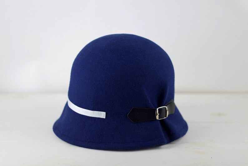 christmas gift blue formal hat winter wool felt hat blue vintage style hat Dark Blue Felt Cloche Hat for women narrow brim hat Doune