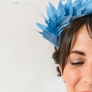 Wedding hairband, halo headband, wedding headpiece, blue fascinator, feather headpiece, something blue bride, feathered headband image 5