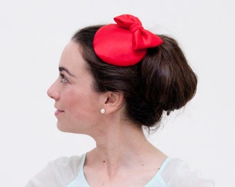 Red mini hat Red pillbox hat, red bow hat, cocktail hat, red wedding fascinator hat, Kentucky derby hat fascinator