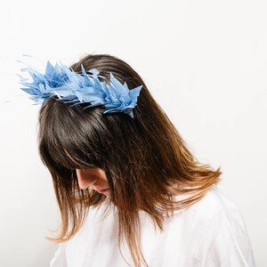 Wedding hairband, halo headband, wedding headpiece, blue fascinator, feather headpiece, something blue bride, feathered headband image 2