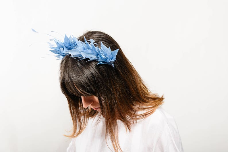 Wedding hairband, halo headband, wedding headpiece, blue fascinator, feather headpiece, something blue bride, feathered headband image 2