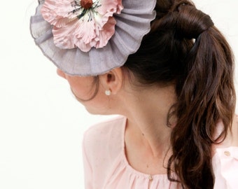 Pink fascinator hat wedding guest grey pink cocktail hat floral headpiece hair accessory hairpiece wedding fascinator derby fascinator