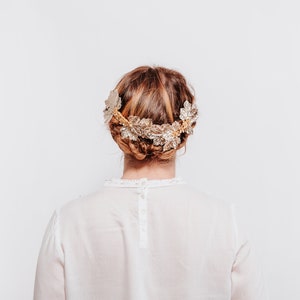 Bridal gold hair comb, bridal golden hair comb, golden headpiece, bridal flower comb, bride hair accessory, bridal hair piece image 2