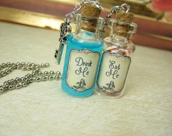 Drink Me & Eat Me 2ml Glass Bottle Necklace Set - Alice in Wonderland Vial Pendant - Fantasy Cosplay Potion Charm