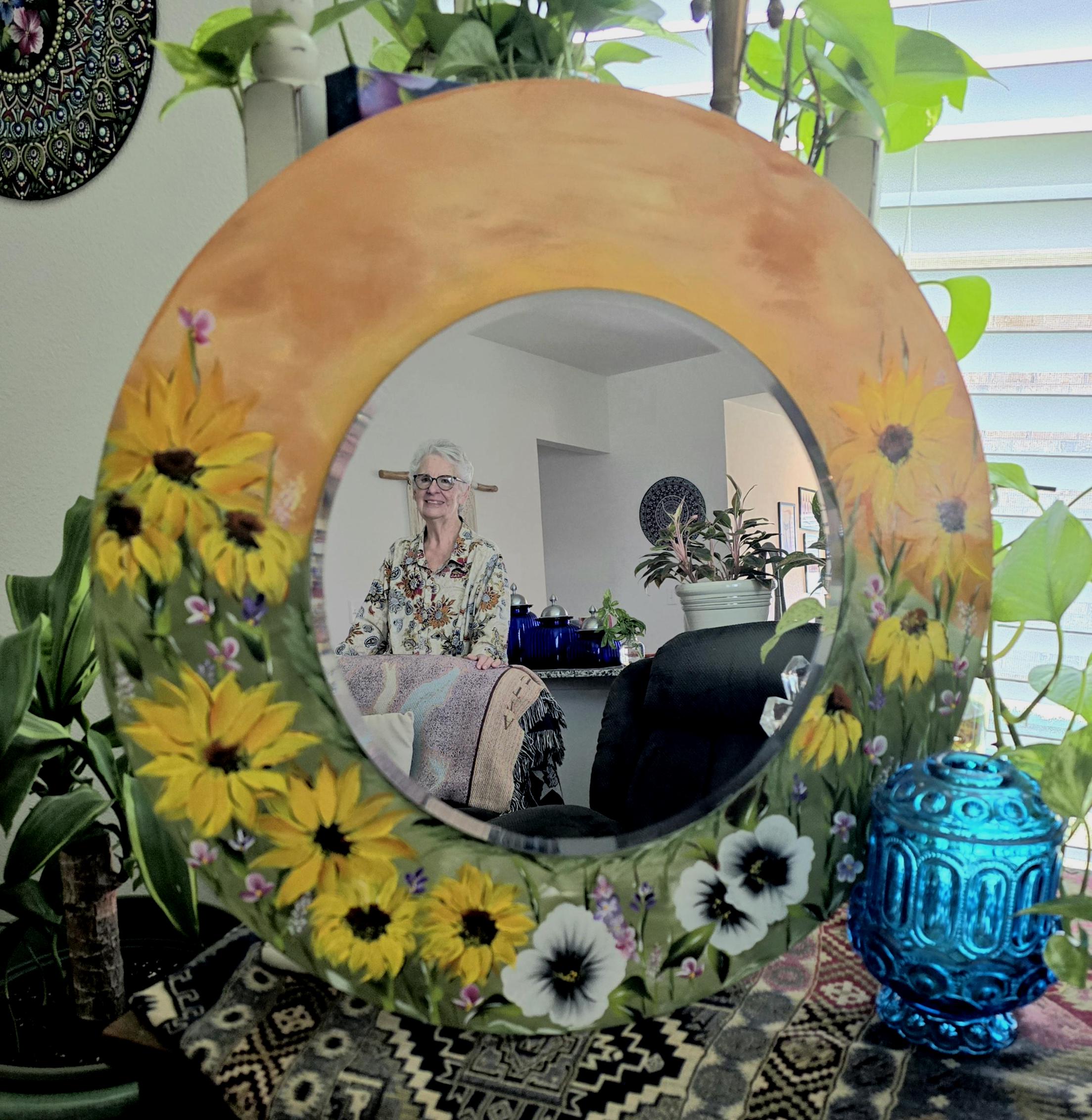 Round Wood Handpainted Floral Mirror, Sunflowers, 20
