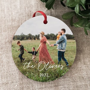 Custom Family Portrait Ornament Family Photo Christmas Ornament Gift for Daughter Son Sister Brother Mom Dad Personalized Ornament Gift 2023