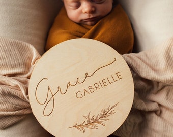 Wood Baby Name Sign, Newborn Hospital Photo Props, Baby Name Reveal Plaque, Baby Milestone Disc, Nursery Room Decor, New Baby Sign