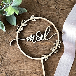 Wedding Cake Topper, Script Letter Cake Topper, Personalized Cake Topper, Wreath Cake Topper, Monogram Cake Topper, Wedding Cake Decor