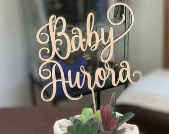 Topper de pastel de nombre de bebé, topper de pastel de bebé personalizado, decoración de pastel de baby shower, topper de pastel de madera, topper de pastel de niña o niño