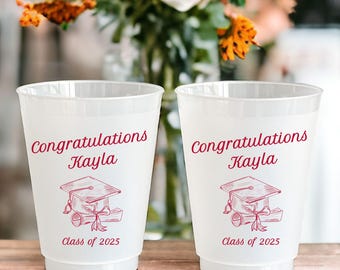 Custom 2025 Graduation Cups Personalized Class of 2025 Party Favors Congrats Grad Plastic Cups Graduation Party Decorations