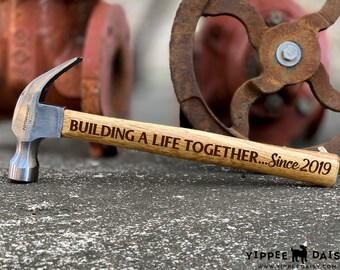 Personalized Engraved Hammer Custom Wooden Hammer Father's Day Gift for Dad Groomsman Gift Father of the Bride Gift Wedding Hammer