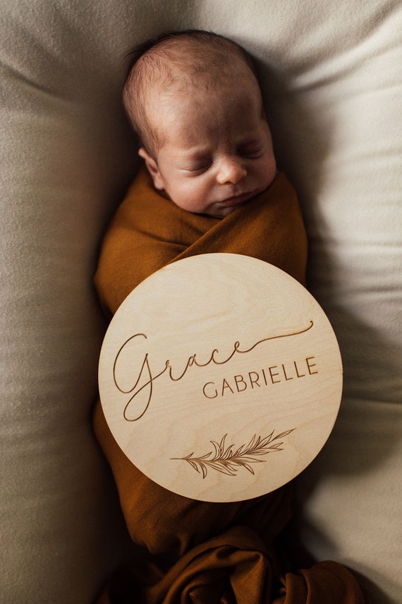 Newborn Baby Wooden Nametag Photo Prop