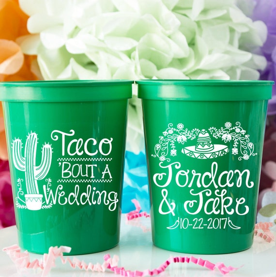 Taco Bout a Wedding Personalized Cups 1877 Fiesta Wedding Party Taco Bout A Color Changing Cup Color Changing Cups Taco Bout A Wedding