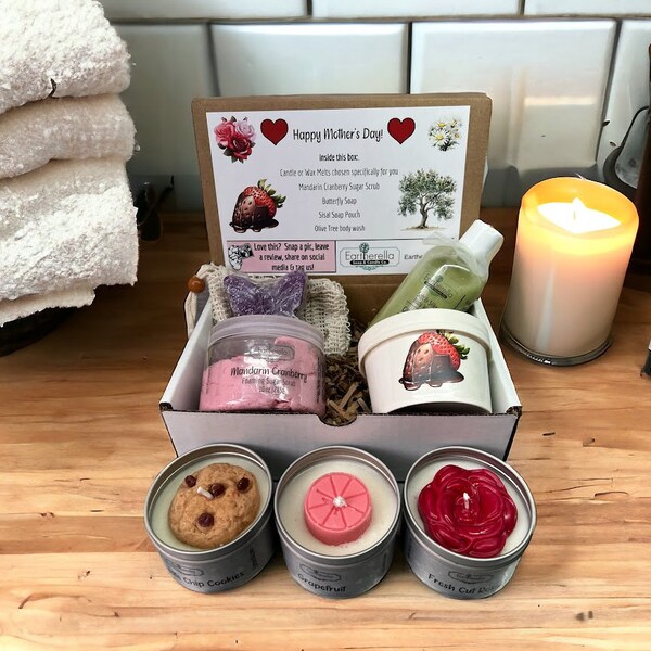 MOTHER'S DAY gift box | Candle | Wax Melts | Sugar Scrub | Butterfly soap