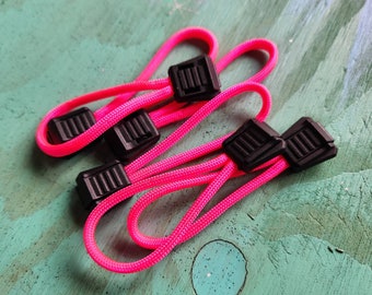 Neon Pink & Black 550 Paracord Zipper Pulls 6 Pack (+1 FREE Vinyl Sticker!)