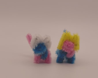 Handmade Pipe Cleaner Kitty | Mini Desk Pet | Cute Collectible Cat Figurine | Kids Craft Gift | Custom Colors | Tiny Animal Decor