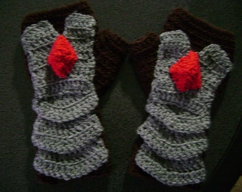 Crochet Silver Gauntlets for Cosplay | Zelda Ocarina of Time Inspired Gloves | Handmade Fan Art