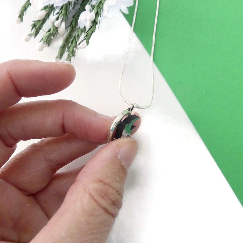 Swallow bird necklace hand painted original animal wooden image 9