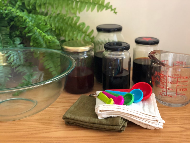 ANIMAL TEA PARTY  Dye it Yourself Kit image 9