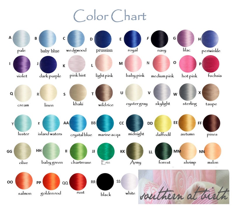 Puede incluir: Carta de colores con 36 carretes de hilo de bordar de diferentes colores. La carta est&aacute; etiquetada con letras y n&uacute;meros, y cada carrete est&aacute; etiquetado con un nombre de color. Los colores incluyen p&aacute;lido, azul beb&eacute;, wedgwood, prusiano, real, azul marino, lila, periwinkle, violeta, morado oscuro, rosa tenue, rosa claro, rosa beb&eacute;, rosa medio, rosa intenso, fucsia, crema, lino, caqui, arroz salvaje, gris perla, cielo, sterling, topo, brillo, aguas insulares, azul cristal, aqua marina, medianoche, narciso, oto&ntilde;o, pinos, oliva, verde beb&eacute;, chartreuse, Erin, ej&eacute;rcito, bosque, camar&oacute;n, mslon, salm&oacute;n, vara de oro, &oacute;xido, negro y blanco.