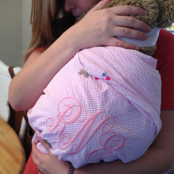 Seersucker Baby Swaddle Blanket main image 1