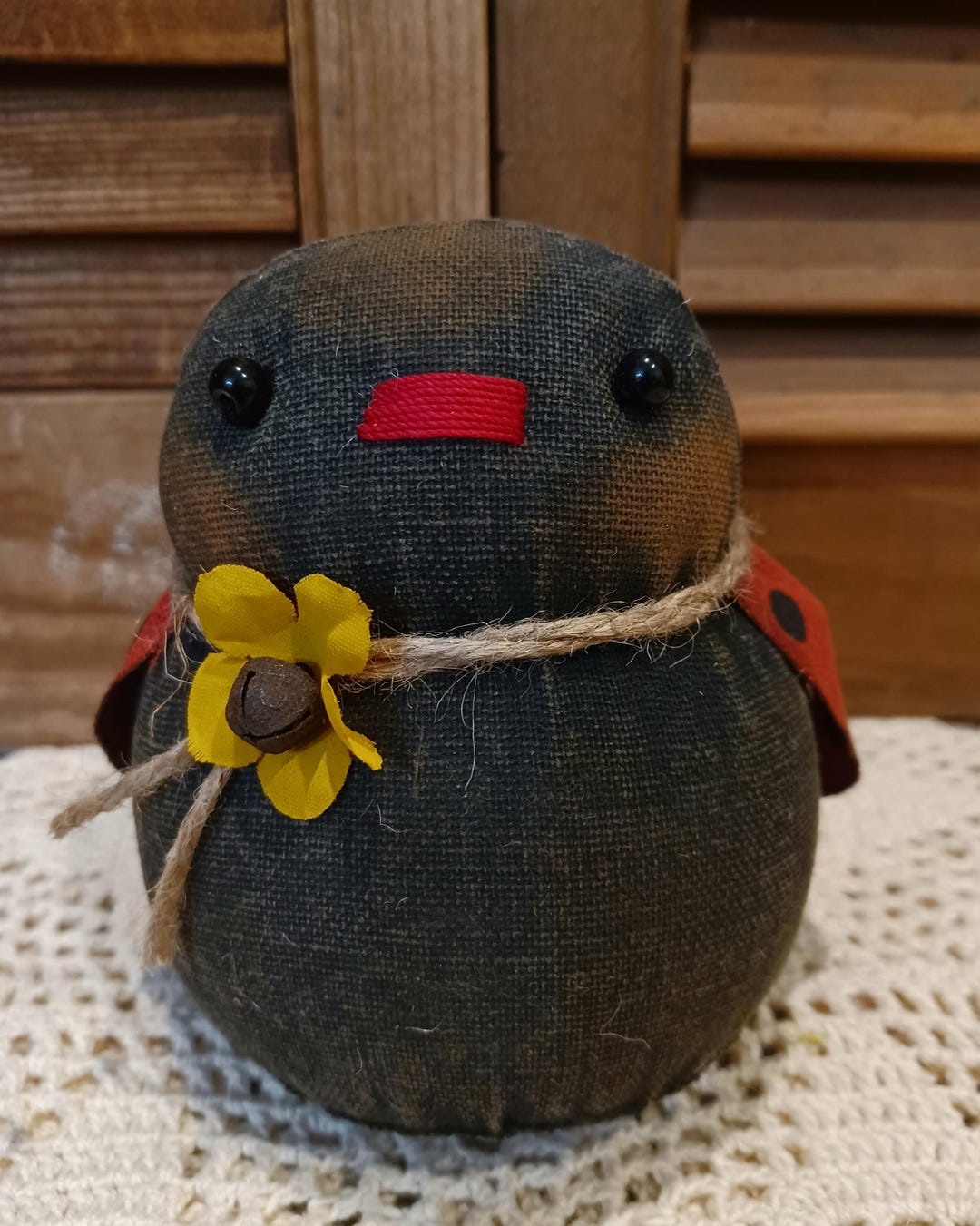 One Roly Poly Ladybug*primitive*bowl Filler*cupboard Tuck*tiered Tray ...