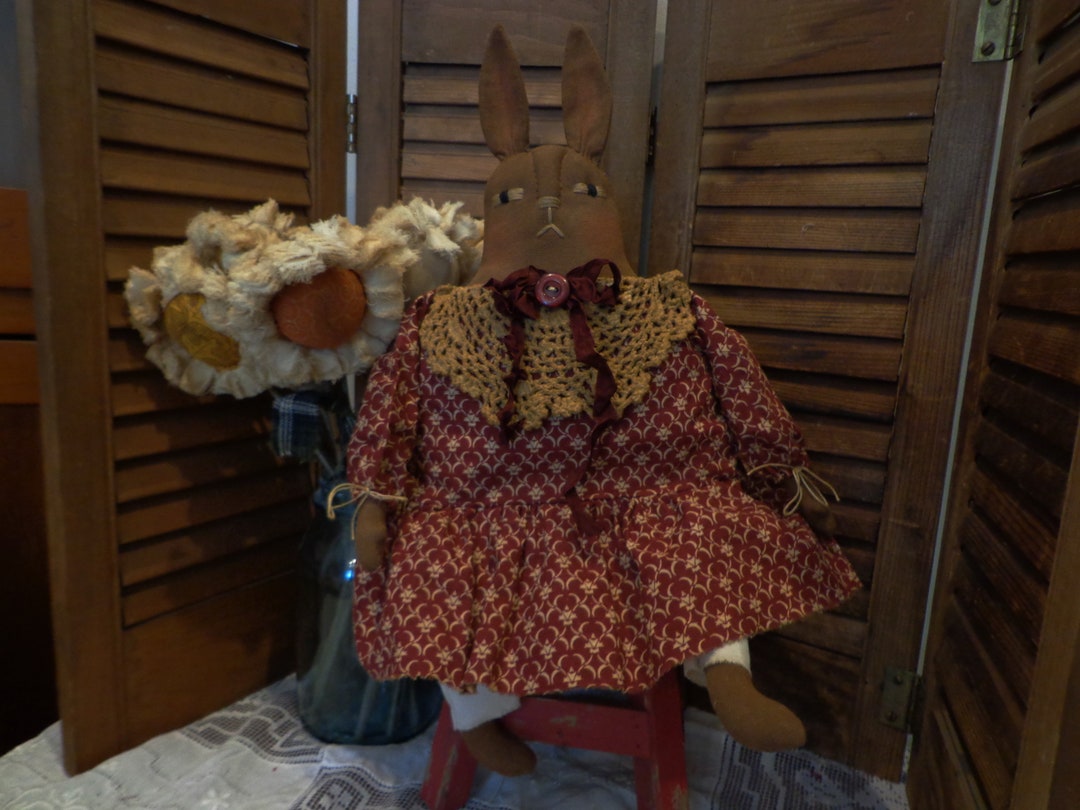 Primitive Nutmeg Brown Rabbit Dolldeep Red Dresseasterspring Etsy