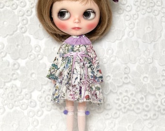 Blythe outfit set:  Liberty lawn dress - hair clip- stockings