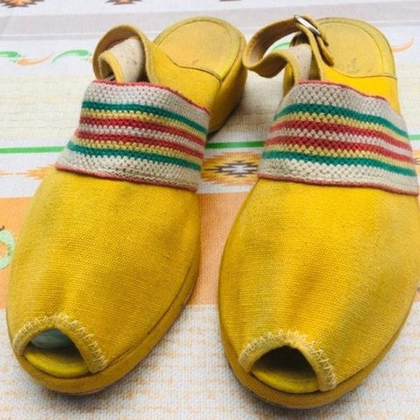Original VINTAGE 1940 1950 Yellow Canvas SANDALS casual Fiesta shoes Mexican Wedges 5.5 6 Rockabilly