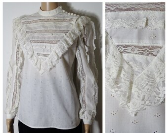 Exquisite 1970s  cream high neck collar victoriana blouse broderie anglaise lace ruffled yoke U.K. 8 - 10 S