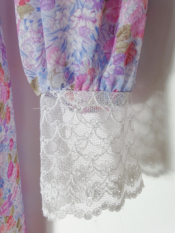 70s 80s mid length white lace + pastel floral pra… - image 7