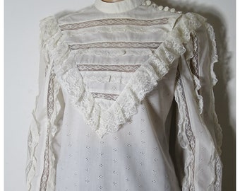 70s high neck pale cream lace blouse U.K. 8 - 10 S M