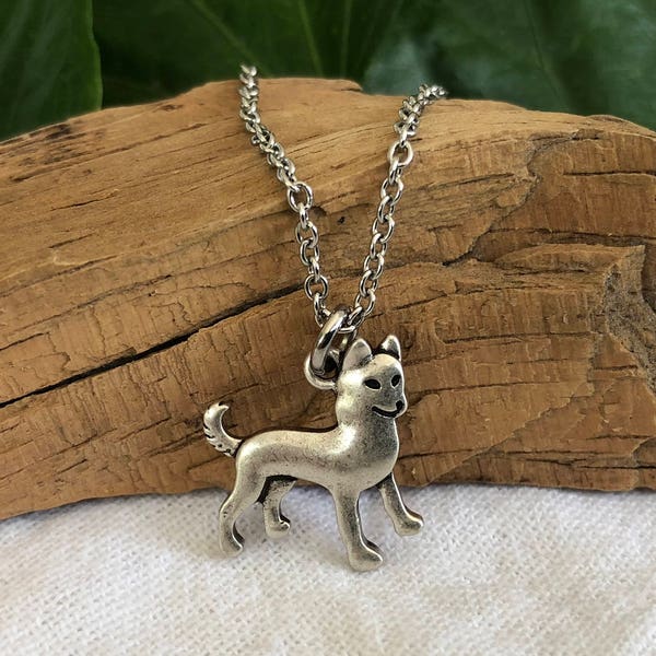 Husky Dog Necklace - Snow Dog Breed Jewelry - Gift for Dog Lover - Over 50 Breeds - Multiple Chain Options for Men and Women