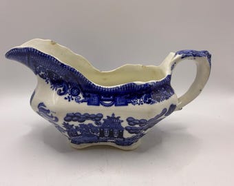 Blue Willow Gravy Boat- Buffalo Pottery 1911